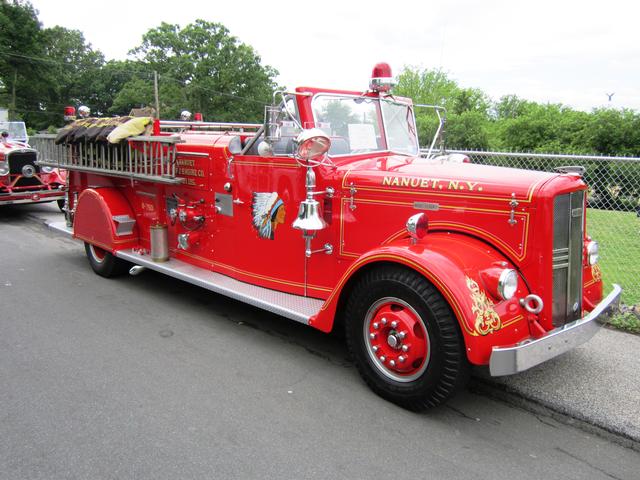 N.Y. & N.J. 2013 Parade.  6-8-2013.
Photos by Vincent P. Tuzzolino